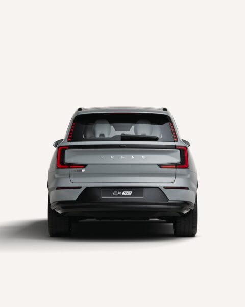 VOLVO EX90 - NOVÉ - ZIMNÍ KOLA - VĚTŠÍ BATERKA